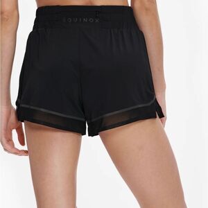 Equinox Run Short 4” in Black sz S NWT